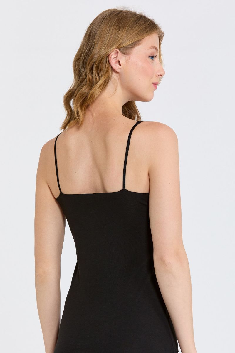 Berrak 7035 Kadın Pamuklu Lazer Kesim Atlet