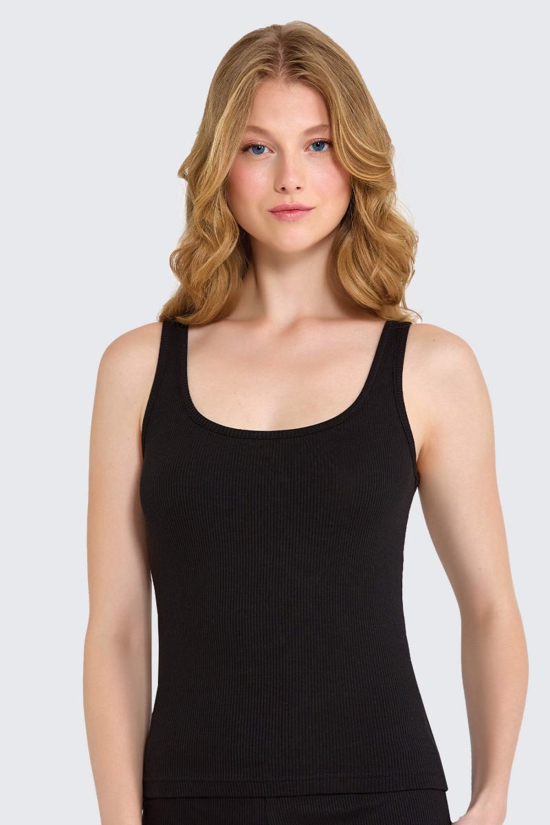 Berrak 7051 Kadın Atlet